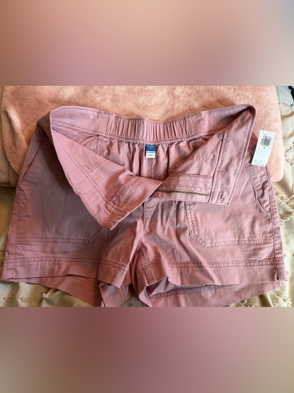 Brand new size M old navy shorts